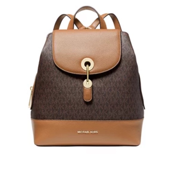 NWOT- MICHAEL KORS SIGNATURE RAVEN BACKPACK. Not included in the 65% off sale - Picture 2 of 6